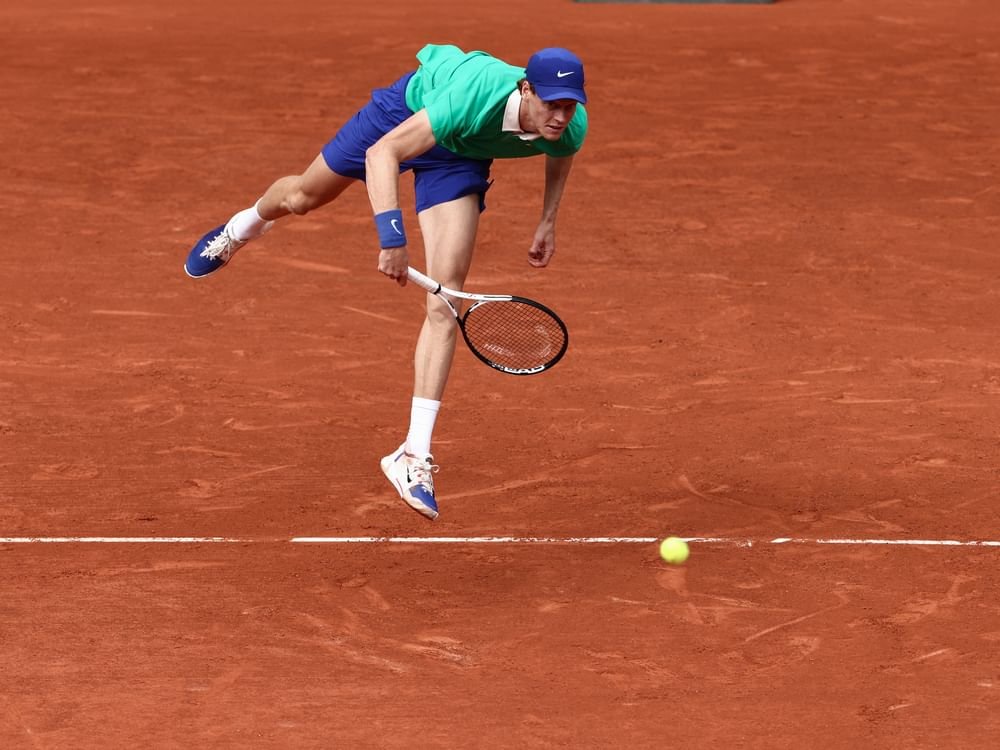 تأهل سينر وبواسون وغوف إلى نصف نهائي رولان جاروس للتنس