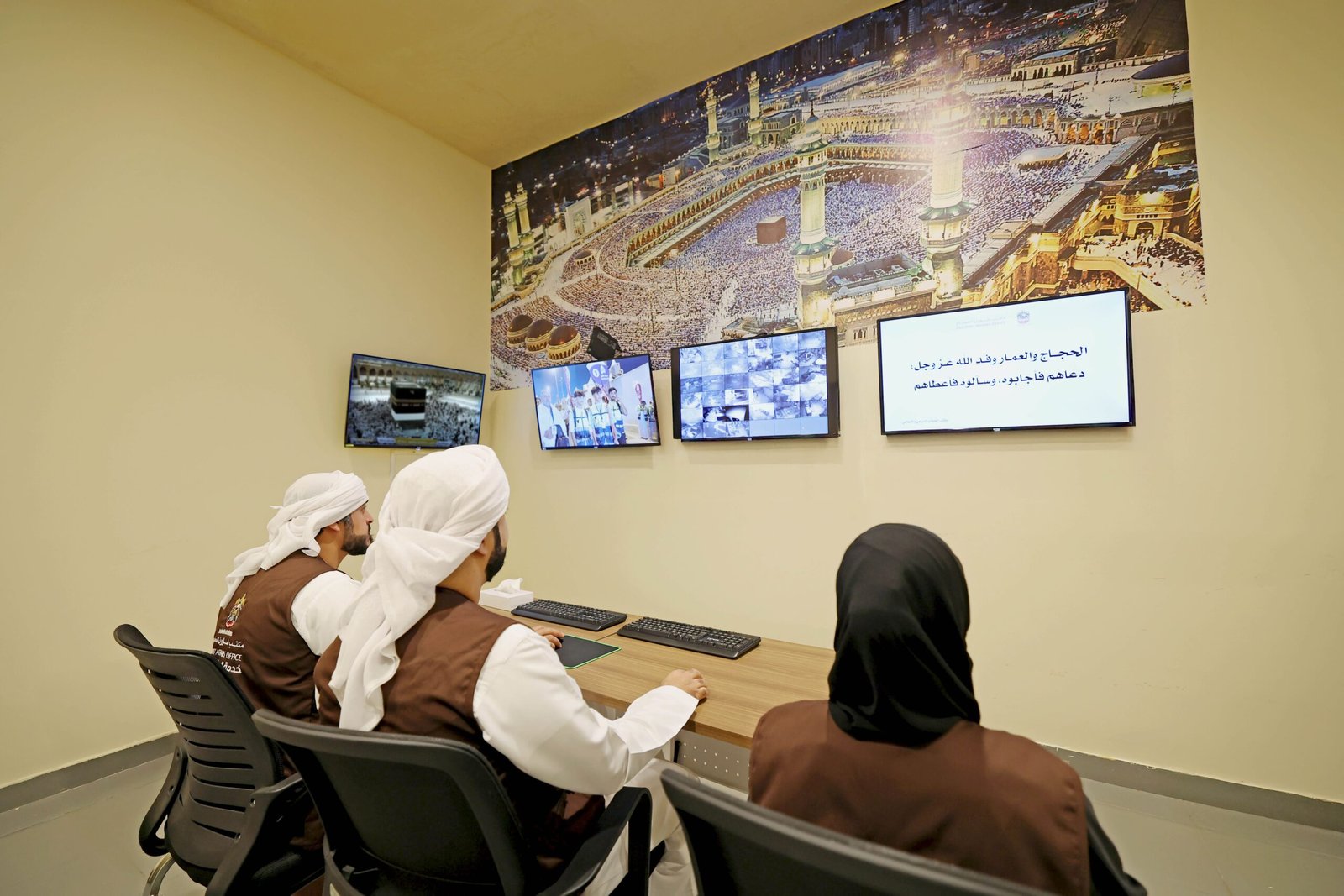 الخدمات الذكية تيسر أداء حجاج الإمارات مناسكهم