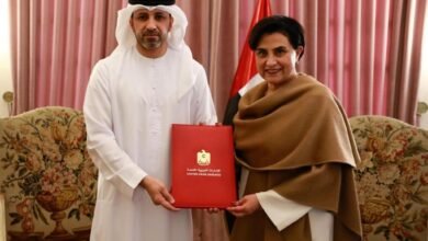 سفير الإمارات يقدم نسخة من أوراق اعتماده إلى وزيرة خارجية الإكوادور