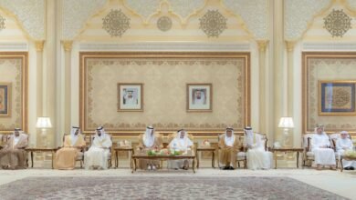 حاكم الشارقة يواصل استقبال المهنئين بعيد الأضحى المبارك
