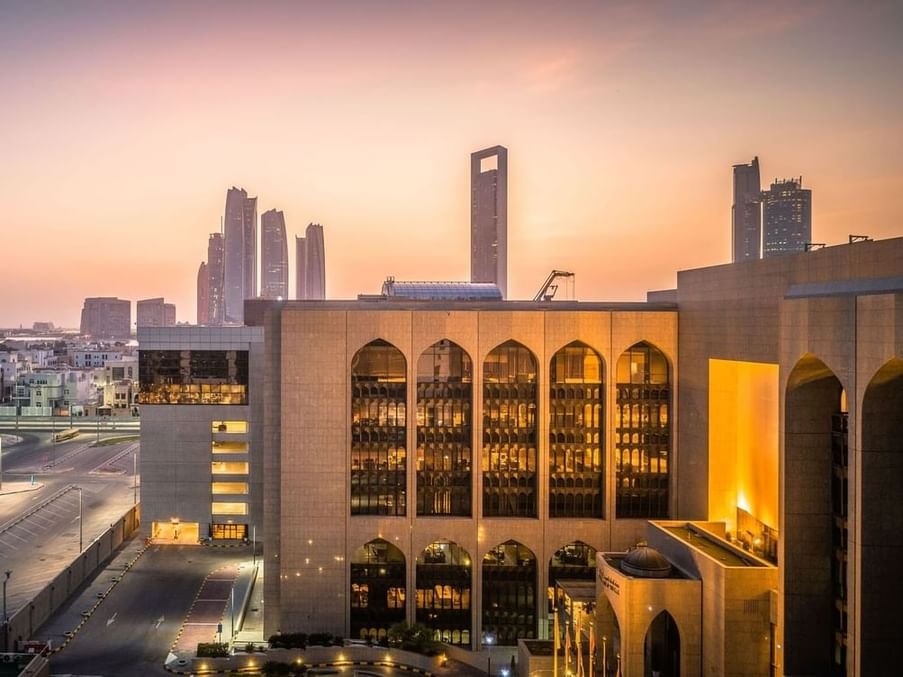 أصول القطاع المصرفي في الإمارات تتخطى 4.7 تريليون درهم نهاية مارس 1 أصول القطاع المصرفي في الإمارات تتخطى 4.7 تريليون درهم نهاية مارس