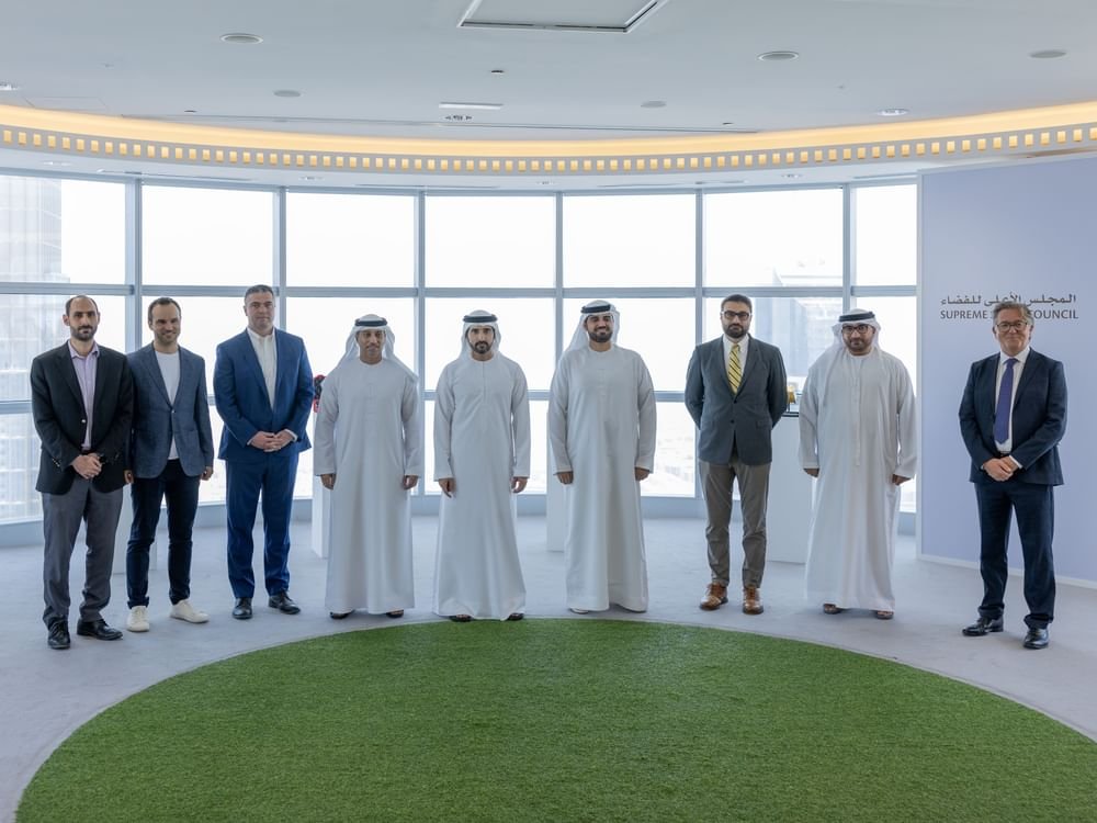 حمدان بن محمد يلتقي ممثلي شركات الفضاء الواعدة بالدولة لبحث مستقبل القطاع 1 حمدان بن محمد يلتقي ممثلي شركات الفضاء الواعدة بالدولة لبحث مستقبل القطاع