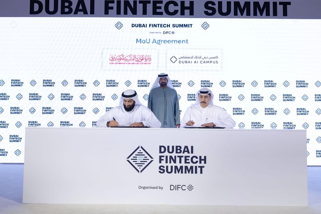 دبي للموارد البشرية و”كامبس دبي” يتعاونان لتأهيل 10 آلاف شخص في الذكاء الاصطناعي بحلول 2030 1 دبي للموارد البشرية و”كامبس دبي” يتعاونان لتأهيل 10 آلاف شخص في الذكاء الاصطناعي بحلول 2030