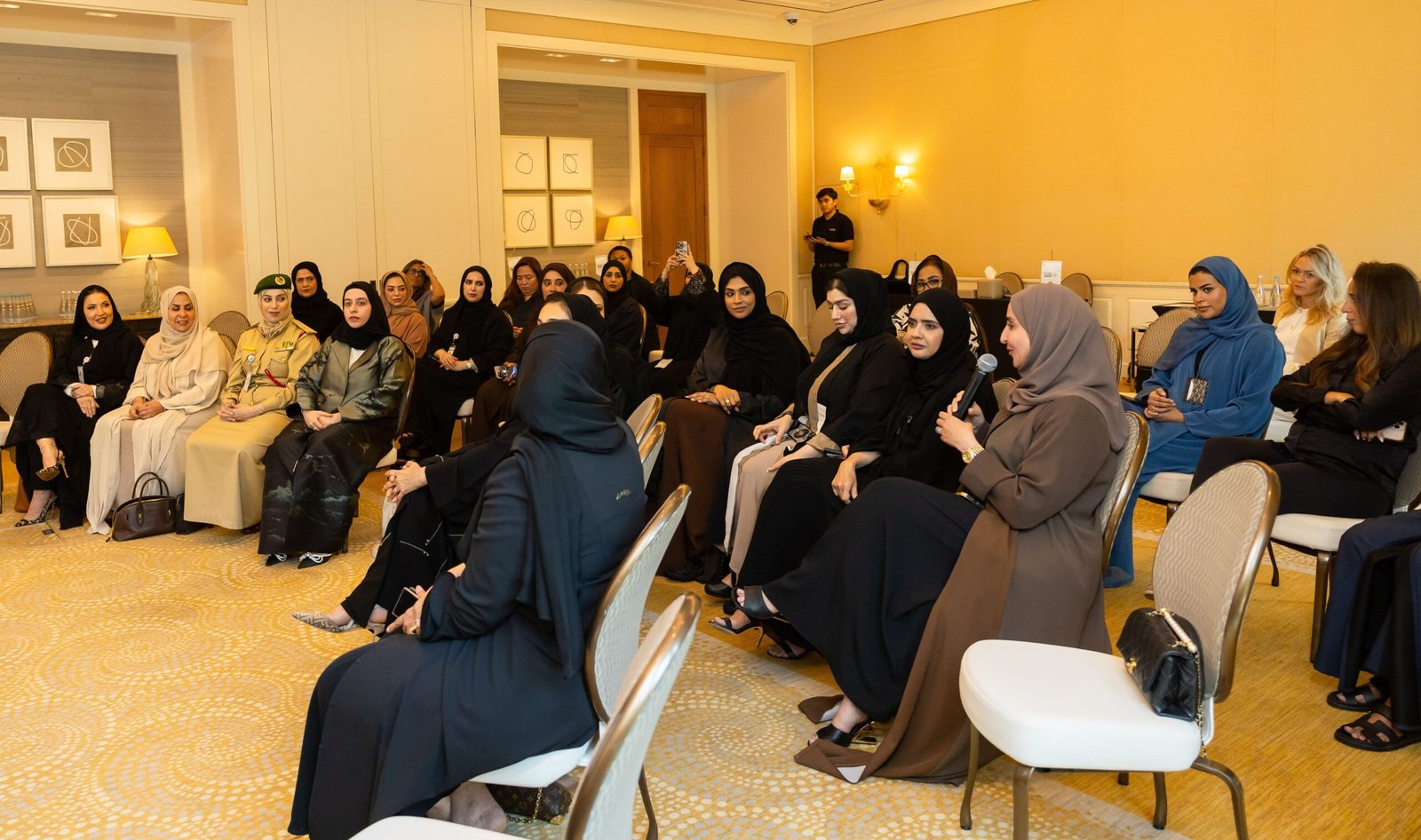 مؤسسة دبي للمرأة تُطلق برنامج "تمكين بلس"