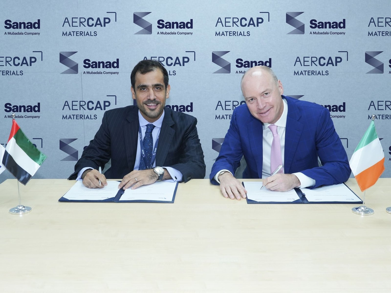 "سند" و"أيركاب ماتريلز" تبرمان صفقة بقيمة 400 مليون درهم