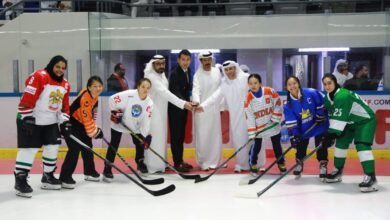 انطلاقة قوية لمنافسات بطولة آسيا لهوكي الجليد للسيدات بالعين