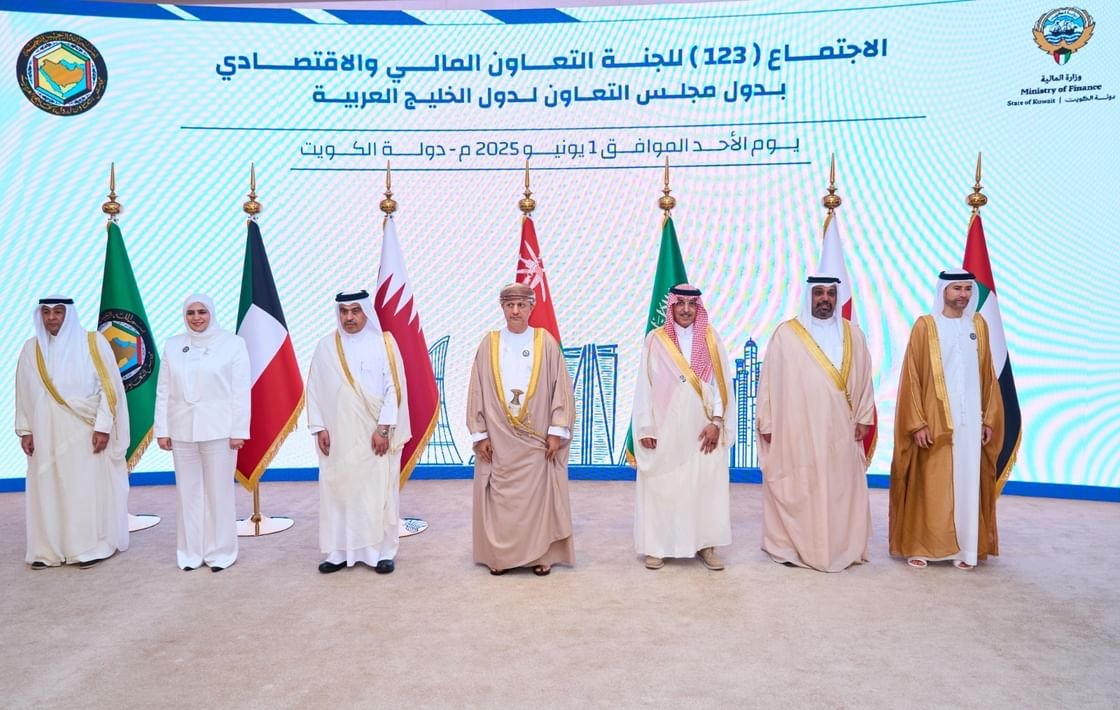 الإمارات تشارك في اجتماع لجنة التعاون المالي والاقتصادي بدول مجلس التعاون في الكويت 1 الإمارات تشارك في اجتماع لجنة التعاون المالي والاقتصادي بدول مجلس التعاون في الكويت
