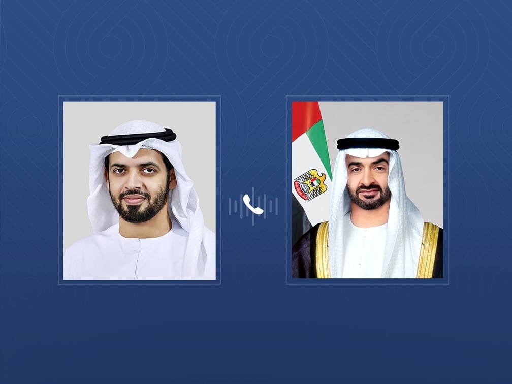 رئيس الدولة يطمئن على أحوال حجاج الإمارات خلال اتصال هاتفي مع رئيس مكتب شؤون الحجاج