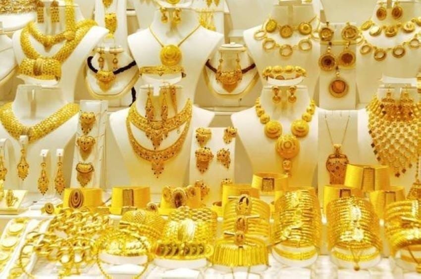 سعر الذهب اليوم السبت 21 يونيو في الإمارات.. عيار 24 ب 406.00 درهمًا 1 سعر الذهب اليوم السبت 21 يونيو في الإمارات.. عيار 24 ب 406.00 درهمًا